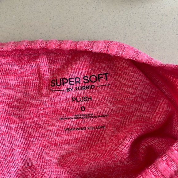 NWT Torrid super soft relaxed fit sweatshirt tea berry size large - Picture 7 of 10